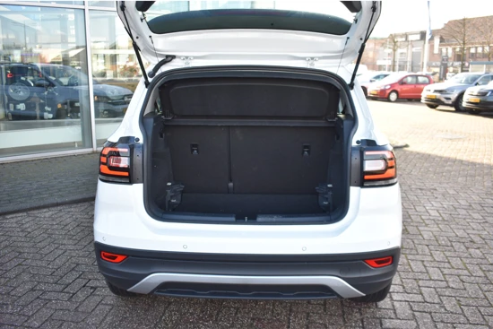 Volkswagen T-Cross 1.0 TSI 110PK Life | NAVIGATIE | PARKEERSENSOREN | 16 INCH | DIGITALE COCKPIT