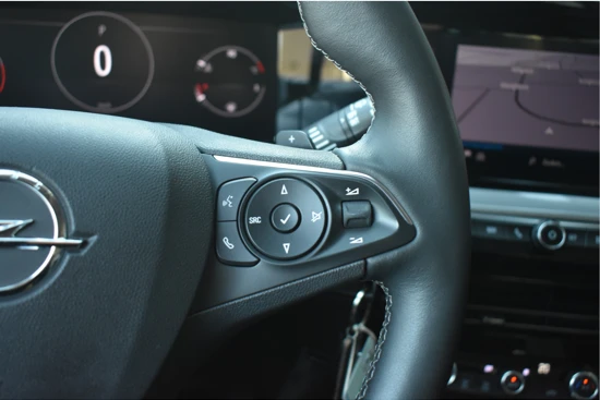 Opel Mokka 1.2 Turbo Elegance 130pk 8-traps Automaat | Navigatie Pro | Climate Control | Full-LED | Achteruitrijcamera | Stuurverwarming |