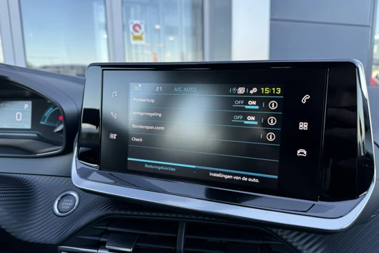 Peugeot e-208 EV Active 50 kWh | Parkeersensoren achter | Navigatie | Cruise Control | Airco | Carplay