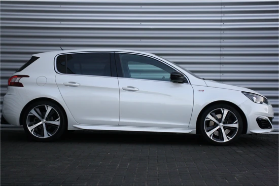 Peugeot 308 1.6 TURBO 250PK 5-DRS GTI / NAVI / LEDER / CLIMA / PDC / 18" BI-COLOR / UNIEK / CAMERA / KEYLESS / FULL-LED / ALCANTARA / WINTER