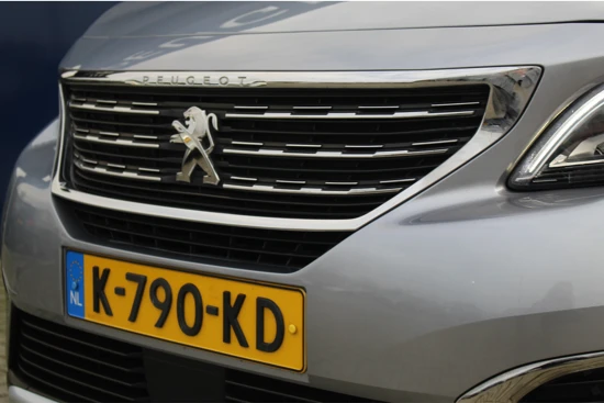 Peugeot 5008 1.2 130PK EAT8 Allure | Trekhaak | Camera | 19"LMV | Navi | Cruise & Climate C. PDC V+A