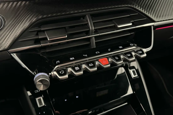 Peugeot 208 1.2 PureTech GT-Line | Navigatie | Carplay | Camera | Airco | Getint glas | Automaat |