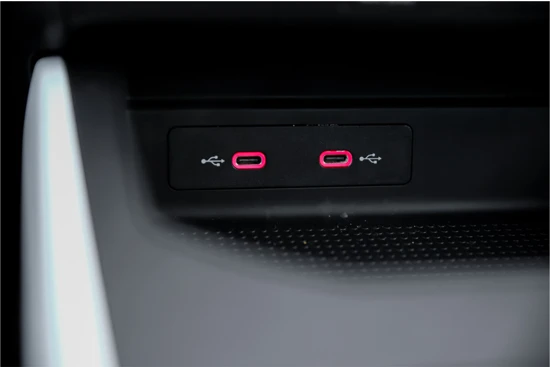 SEAT Arona 1.0 TSI Style Business Connect | Virtual Cockpit | Carplay | Stoelverwarming