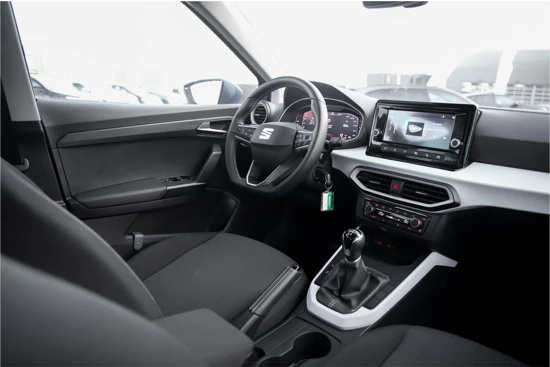 SEAT Arona 1.0 TSI Style Business Connect | Virtual Cockpit | Carplay | Stoelverwarming