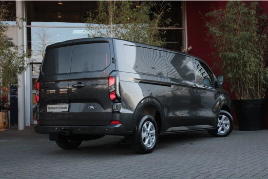 Ford Transit Custom 320 2.0 TDCI 136PK L2H1 Limited | Trekhaak | Achteruitrijcamera | Stoelverwarming | Cruise Control