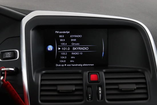 Volvo XC60 T5 | Trekhaak | Stoelverwarming | Navigatie | Bi-Xenon | Elektrische Achterklep