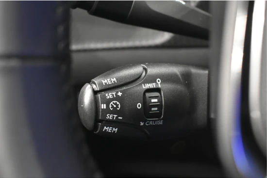 Peugeot e-208 EV Active Pack 3 Fase 50 kWh incl. BTW | €2000,- SUBSIDIE! | REGISTRATIEKORTING! | 10x VOORRAADDEAL! | DIRECT LEVERBAAR! | Navig