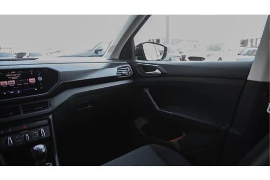 Volkswagen T-Cross Life 1.0 TSI 110 pk | Navigatie | Carplay | Camera | Stoelverwarming