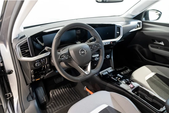 Opel Mokka Electric Elegance 50-kWh 11kw 3-Fase | Groot Scherm | Camera | Navigatie | Keyless | Apple Carplay & Android Auto | Dodehoek Waarschuwing