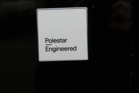 Volvo XC60 T8 AWD Polestar Engineered l Panoramadak l 22 inch l BLIS l Bowers&Wilkins l Head-up | Geluiddempend Glas