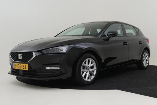 SEAT Leon 1.0 TSI 90PK | 4 jaar Fabrieksgarantie | App-connect met Google maps navigatie | Cruise control | Led verlichting | Climate cont