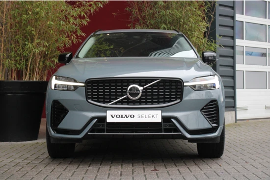 Volvo XC60 2.0 Recharge T6 AWD Plus dark | Trekhaak | Adaptive Cruise met Stuurhulp | Schuifdak | Stuur- en stoelverwarming voor & achter |