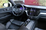 Volvo XC60 Recharge T6 AWD Ultimate Dark Long Range | Trekhaak | Camera | Memory Seats | Schuifdak | Pilot Assist | 21" velgen