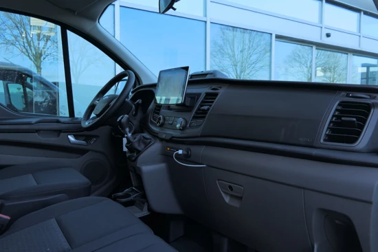 Ford Transit Custom 320 2.0 TDCI 130pk L2H1 Trend | Navigatie | Camera | CarPlay/AndroidAuto | Cruise Control | Parkeersensoren