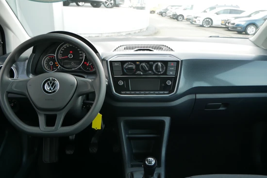 Volkswagen up! 1.0 MPI 65 5MT