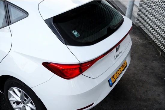 SEAT Leon 1.0 TSI 90Pk Reference | Fabrieksgarantie 2026 | Cruise Control | Climate Control | LED Koplampen | LED Achterlichten | 1e Eigen