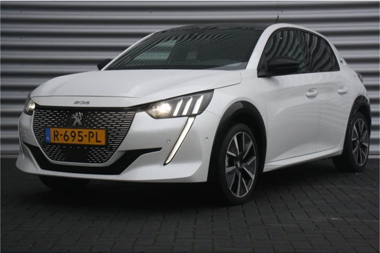 Peugeot e-208 EV 136PK GT PACK / NAVI / LEDER / CLIMA / PDC / 17" LMV / CAMERA / KEYLESS / I-COCKPIT / PARELMOER /