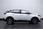 Peugeot 3008 1.2 130Pk Allure | Automaat | Camera | Leder\Stof | Stoelverwarming | Dode hoek | Keyless | Carplay | Rijstrooksensor |