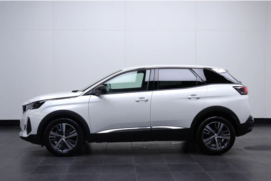 Peugeot 3008 1.2 130Pk Allure | Automaat | Camera | Leder\Stof | Stoelverwarming | Dode hoek | Keyless | Carplay | Rijstrooksensor |