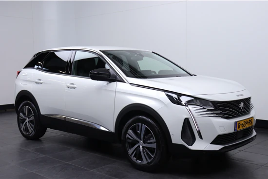 Peugeot 3008 1.2 130Pk Allure | Automaat | Camera | Leder\Stof | Stoelverwarming | Dode hoek | Keyless | Carplay | Rijstrooksensor |