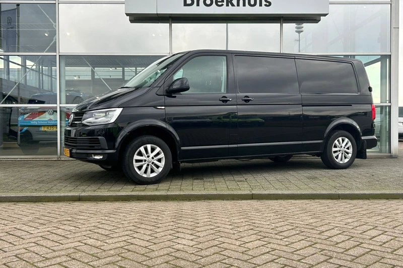 Volkswagen Transporter AUTOMAAT - 150 PK - LED KOPLAMPEN - ZWART