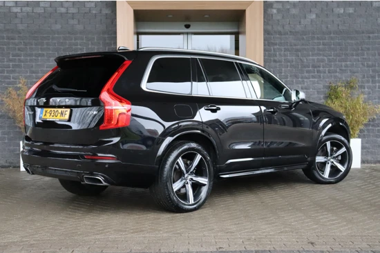 Volvo XC90 T8 AWD Recharge R-Design | Schuifdak | Camera | Stoelverwarming | Standkachel met Volvo On Call App | Carbon Inleg | Adaptieve C