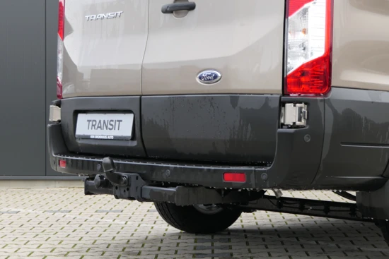 Ford Transit 350 2.0 TDCI 170pk Automaat L3H3 Limited | Bi-Xenon | Adaptive Cruise | BLIS | Trekhaak | Keyless Entry