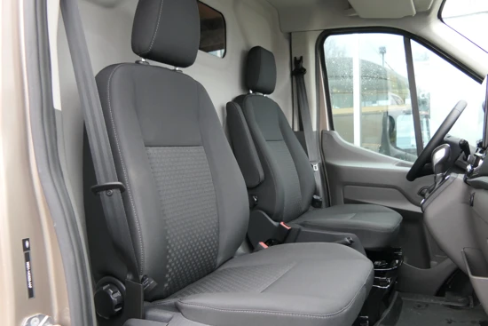 Ford Transit 350 2.0 TDCI 170pk Automaat L3H3 Limited | Bi-Xenon | Adaptive Cruise | BLIS | Trekhaak | Keyless Entry