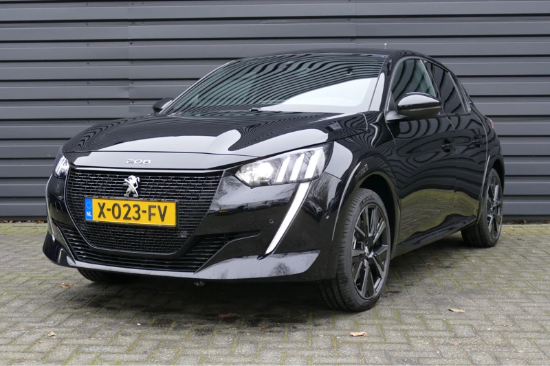 Peugeot e-208 EV 136PK 50 KWH 5-DRS GT AUTOMAAT / NAVI / CLIMA / PDC / 17'' LMV / CAMERA / KEYLESS / FULL-LED / WINTERPAKKET / BLUETOOTH / CRU