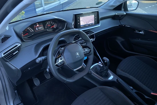 Peugeot 208 Active Pack PureTech 75 | Navigatie | Airco | Sensoren achter | Carplay | LMV