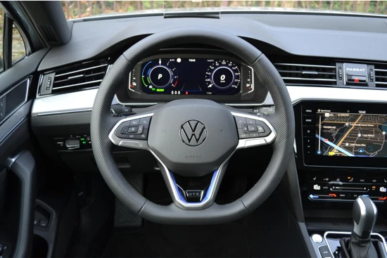 Volkswagen Passat Variant 1.4 TSI eHybrid 218 6DSG GTE Business