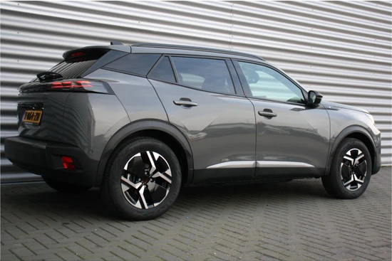 Peugeot e-2008 EV ALLURE 54 KWH 157PK / NAVI / LEDER / CLIMA / LED / PDC / 17" LMV / CAMERA / KEYLESS / WINTERPAKKET / DIRECT LEVERBAAR / €7.00