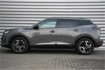 Peugeot e-2008 EV ALLURE 54 KWH 157PK / NAVI / LEDER / CLIMA / LED / PDC / 17" LMV / CAMERA / KEYLESS / WINTERPAKKET / DIRECT LEVERBAAR / €7.00