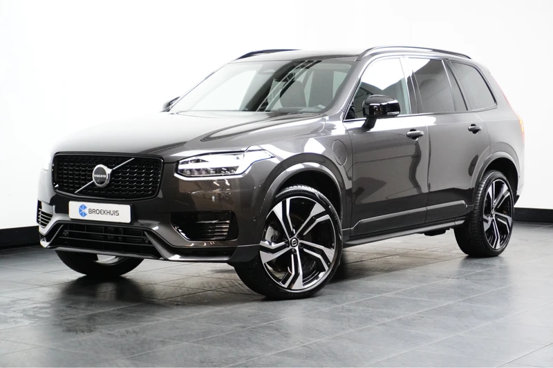 Volvo XC90 T8 Recharge AWD Plus Dark | Nappa leder | Stoelverkoeling en -verwarming | Bowers & Wilkins audio | Luchtvering | 360o camera |