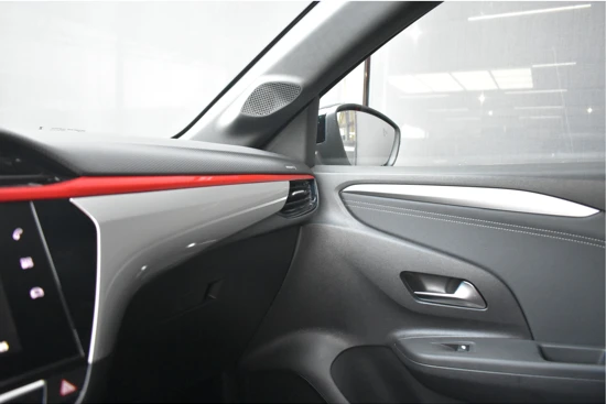 Opel Corsa 1.2 Turbo GS Line 100pk | VOORRAAD-ACTIE! | Navigatie by App | Achteruitrijcamera | Climate Control | Lane-Assist | Cruise Contr