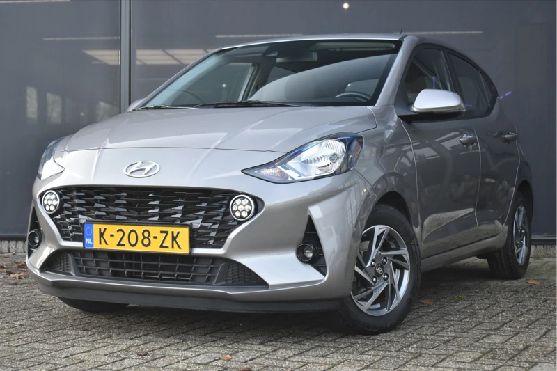 Hyundai i10 1.0 Comfort 5-zits Automaat | Navigatie by App | Parkeersensoren | Airco | Apple Carplay | Android Auto | Lane-Assist | Cruise C