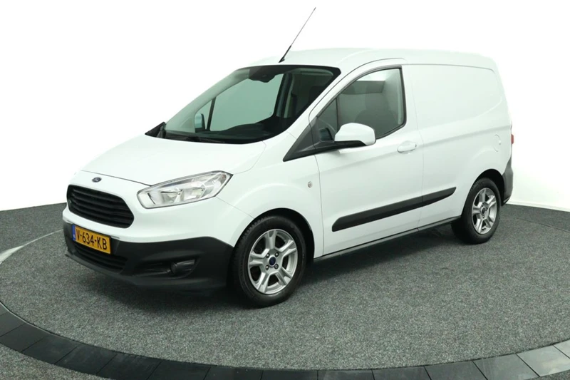 Ford Transit Courier 1.5 TDCI Trend | Navigatie | Camera | Climate Control | Betimmering | Lichtmetalen Velgen