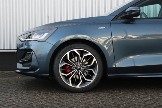 Ford Focus 1.0 EcoBoost Hybrid ST Line X | Direct rijden! |18 inch | Winterpack | Achteruitrijcamera | CruiseControl |