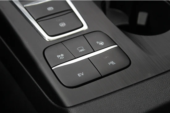 Ford Kuga 2.5 PHEV ST-Line X | Panorama-Dak | BLIS | Elek. Achterklep | Head-Up Display | Adap. CruiseControl | Winterpack | Camera | Park