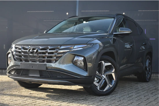 Hyundai Tucson 1.6 T-GDI PHEV Premium Sky 265pk Automaat | VOORRAADACTIE! | Adaptieve cruise control | Achteruitrijcamera | Parkeersensoren v+a