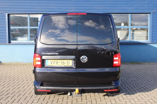 Volkswagen Transporter L2H1 2.0 TDI 150PK | NAVI | TREKHAAK