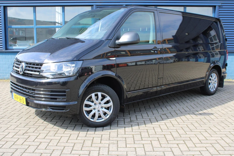 Volkswagen Transporter L2H1 2.0 TDI 150PK | NAVI | TREKHAAK