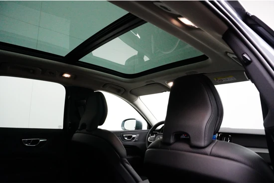 Volvo XC60 T6 Core Bright | Panoramadak | Adaptive Cruise | Camera | Leder | 20'' | Getint Glas