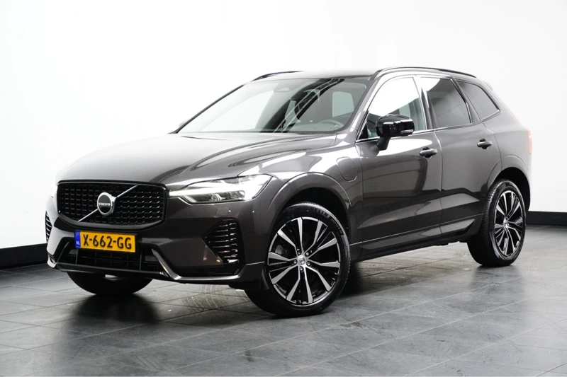 Volvo XC60 Recharge T6 AWD Plus Dark *Trekhaak* *PlatinumGrey*