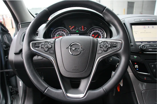 Opel Insignia 1.4 TURBO 140PK EDITION+ / NAVI / CLIMA / LED / PDC / AGR / 18" LMV / CAMERA / TREKHAAK / BLUETOOTH / CRUISECONTROL / NIEUWSTAAT