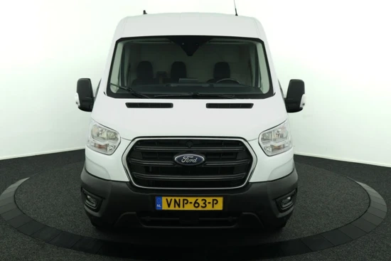 Ford Transit 330 2.0 TDCI L3H2 Trend 130pk | Navigatie | Camera | Trekhaak | Apple Carplay/ Android auto |