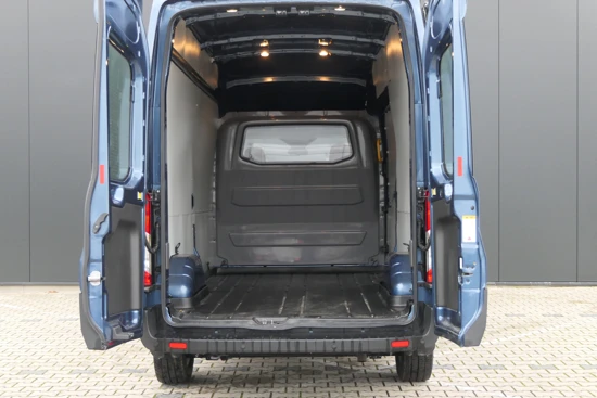 Ford Transit 350 2.0 TDCI L3H3 170pk Automaat Limited | Bi-Xenon | Camera | Navigatie | Luifel | Lichtmetalen Velgen