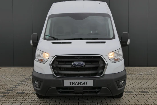 Ford Transit 2.0 TDCI 130pk L3H3 Trend | Stoelverwarming | Voorruitverwarming | Parkeersensoren Rondom | CarPlay/AndroidAuto