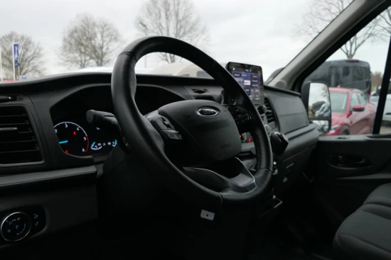 Ford Transit 2.0 TDCI 130pk L3H3 Trend | Stoelverwarming | Voorruitverwarming | Parkeersensoren Rondom | CarPlay/AndroidAuto