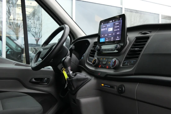 Ford Transit 2.0 TDCI 130pk L3H3 Trend | Stoelverwarming | Voorruitverwarming | Parkeersensoren Rondom | CarPlay/AndroidAuto